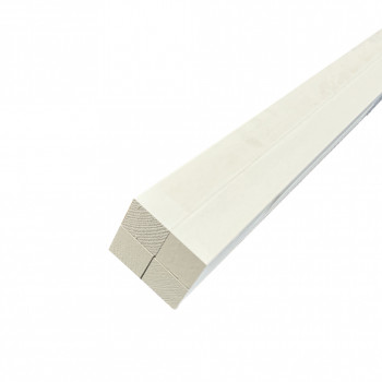 Lot de 4 tasseaux sapin du Nord prépeints blanc 2400 x 34 x 34 mm FSC