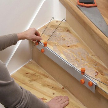 Outil de mesure pour rénovation d'escalier.