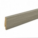 Pack 5 Plinthes décoratives 5536 marronnier 2400 x 70 x 19 mm.