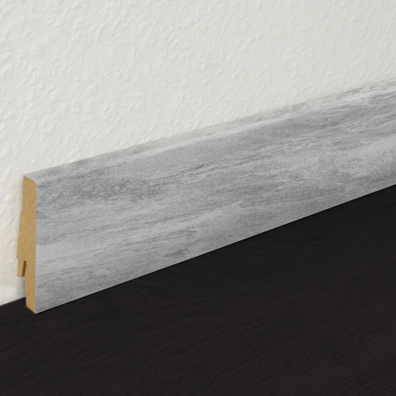 Plinthes décoratives MDF décor Crosstown Traffic K035 70 × 19 mm, vue en perspective