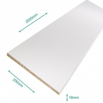 Tablette mélaminé blanc 2500 x 200 x 18 mm - PEFC 75% .