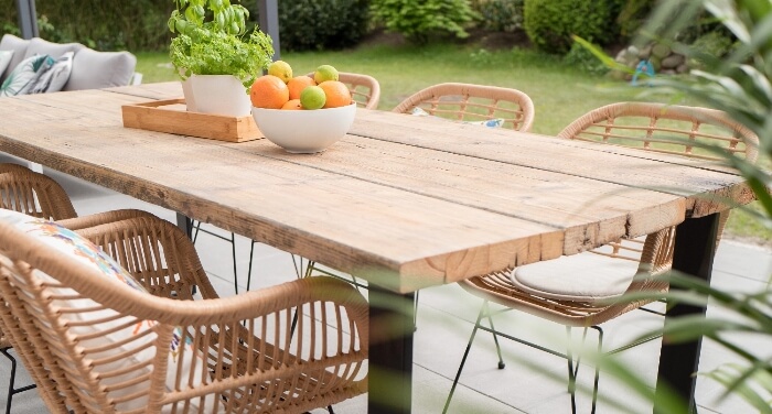 Table avec chaises